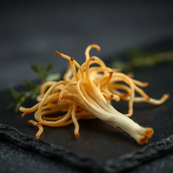 Seta Enoki en Escabeche